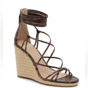 JLO JENNIFER LOPEZ
CALLIE ESPADRILLE WEDGE SANDAL